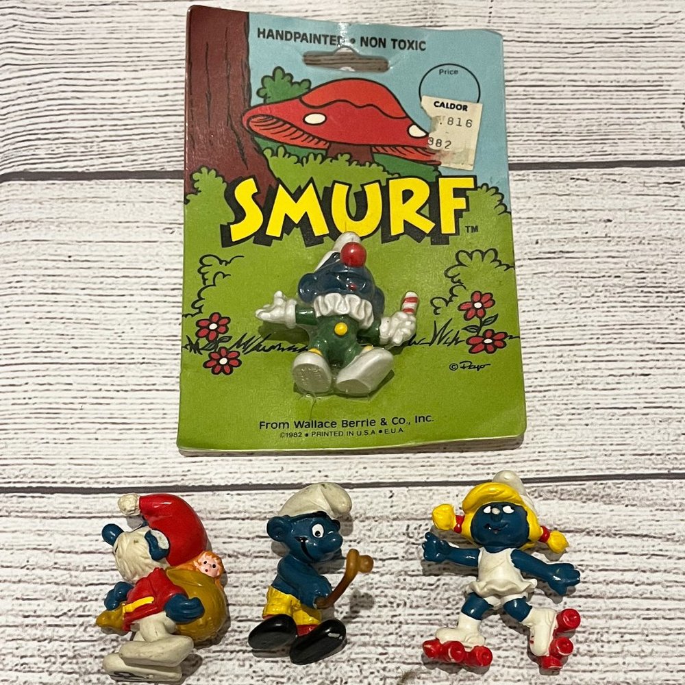 Collection of 4 Rare SMURF FIGURINES Circa 1980s (1 still in package)